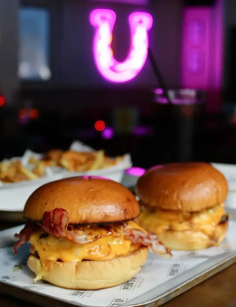 The Star in Shoreditch. Best bottomless brunches in Shoreditch